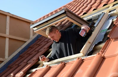 Pose de fenêtres de toit Velux à Ruy-Montceau